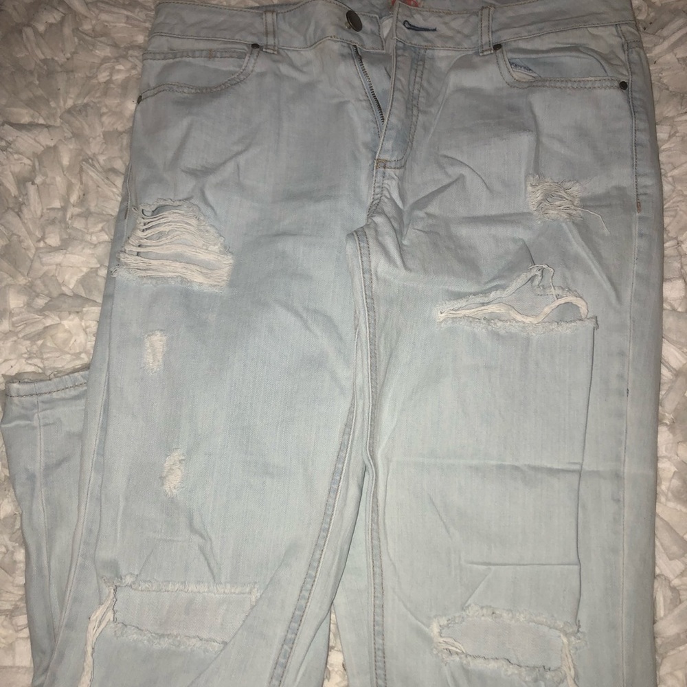 Gianni Bini Destroyed Mom Jeans